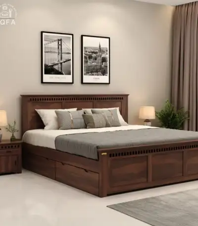 Fidora Sheesham Wood Queen Size Bed in Teak Finish with elegant wood grain. Fidora Sheesham Wood Bed